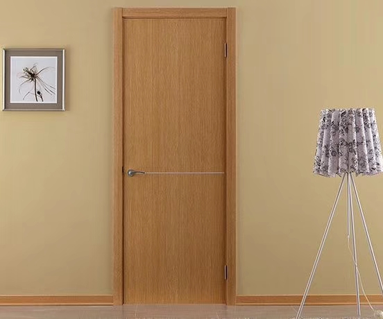 新款上市鑫順來X-8032平開外扣實(shí)木烤漆門